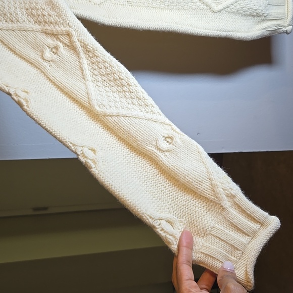 Doogan Donegal Pure New Wool Ireland Cable Knit Rolled Kneck Sweater NWOT - Picture 8 of 15